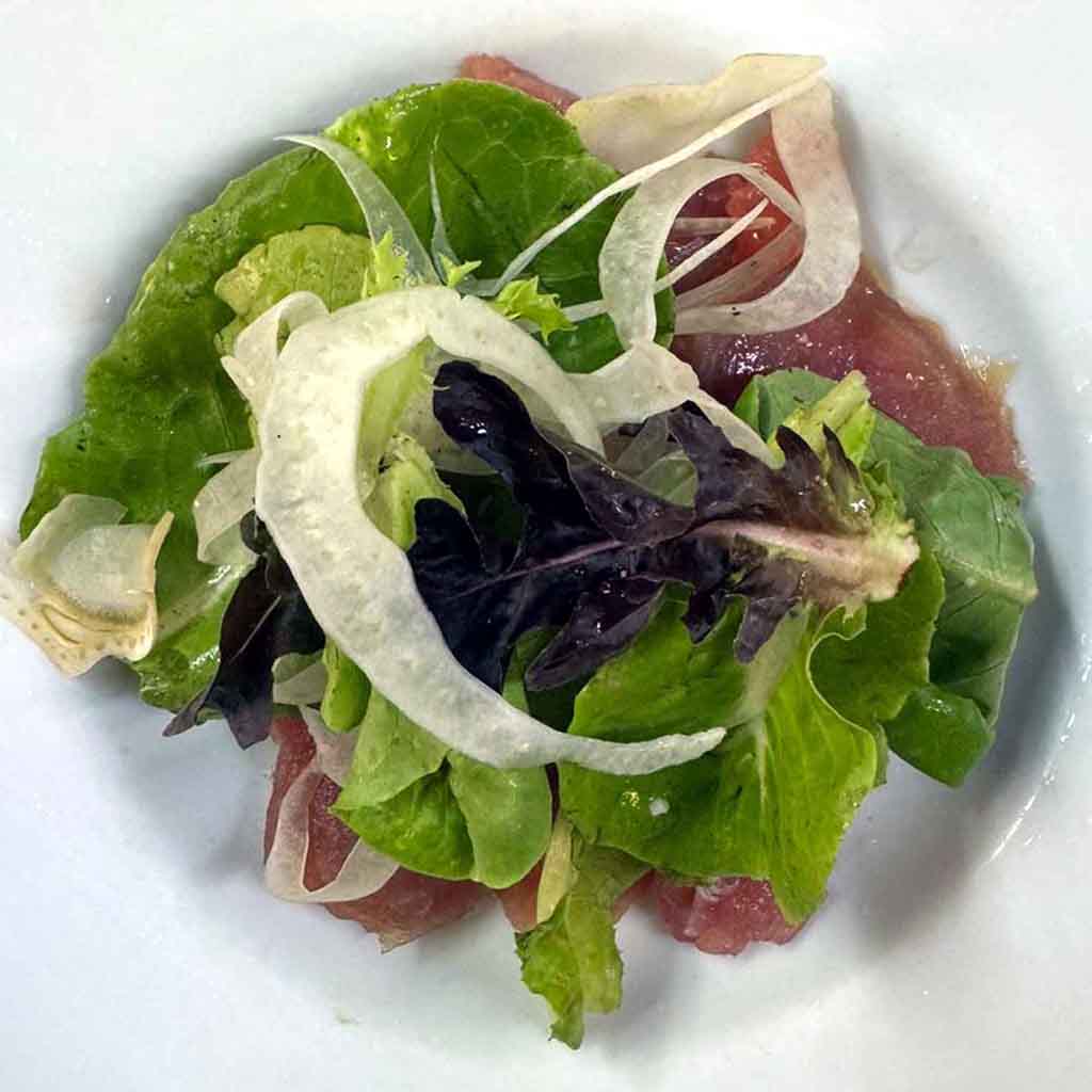 Carpaccio di tonno, finocchio e pompelmo rosa